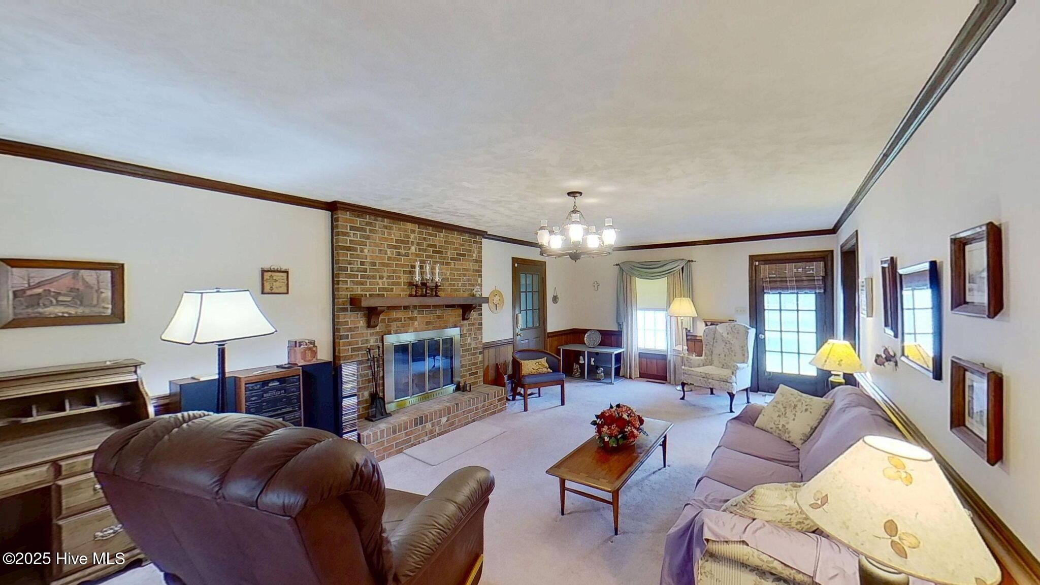 Image 2: 20-web-or-mls-705-River-Rd-Trent-Woods-N