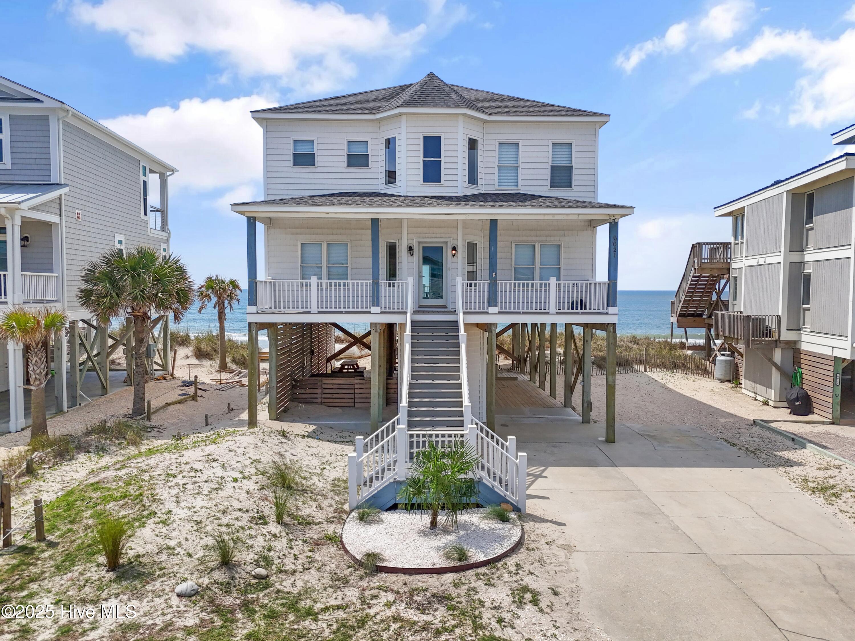 Image 1: 6621 W Beach Drive