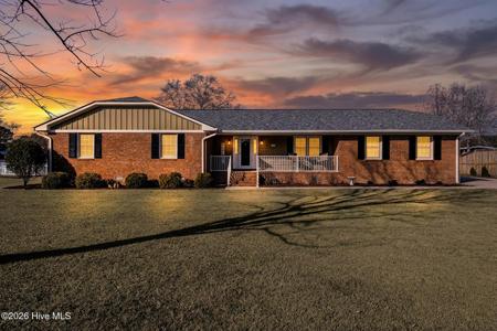 4906 Creekside Drive