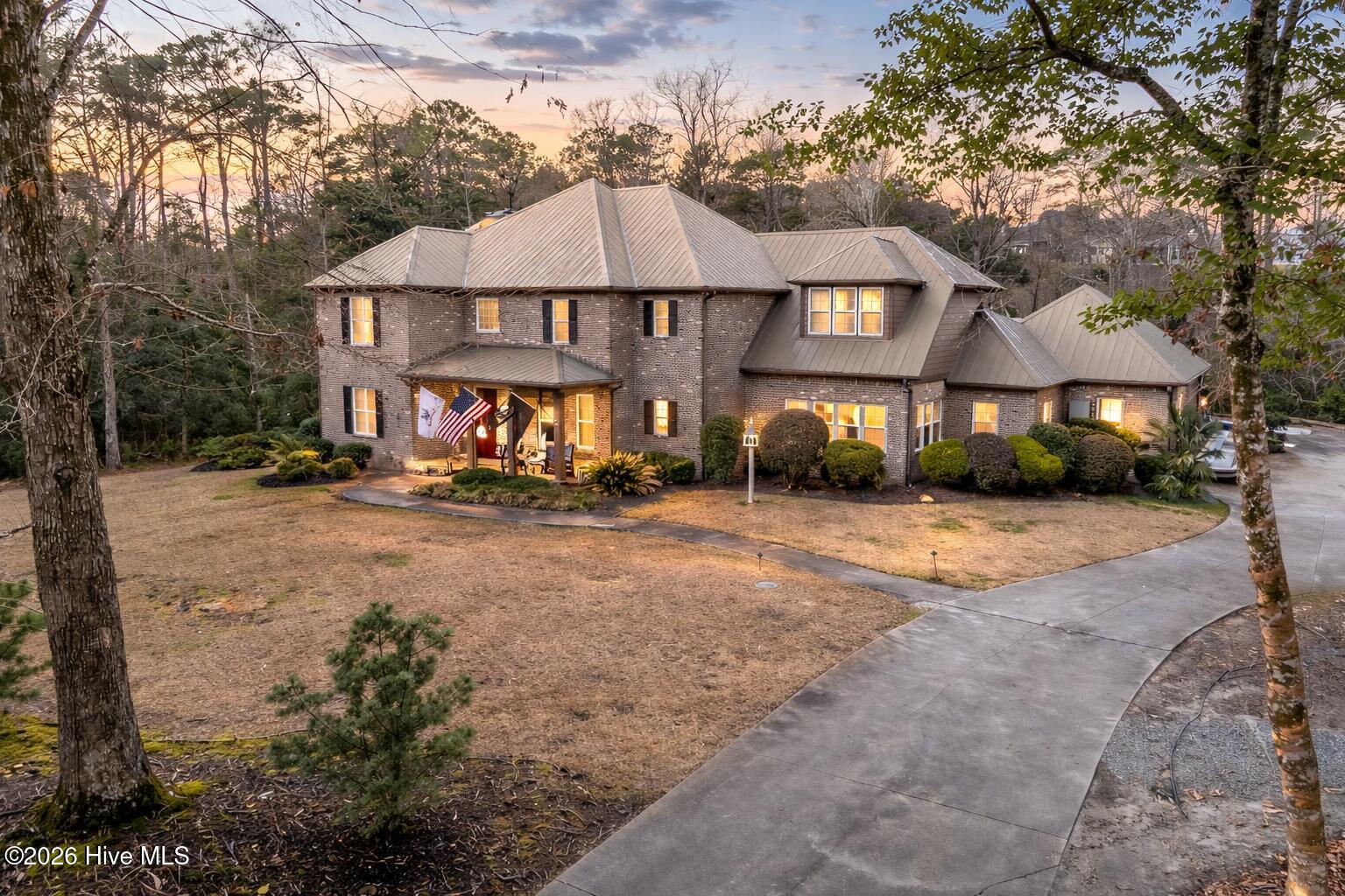 Image 3: 217 Steep Hill Dr