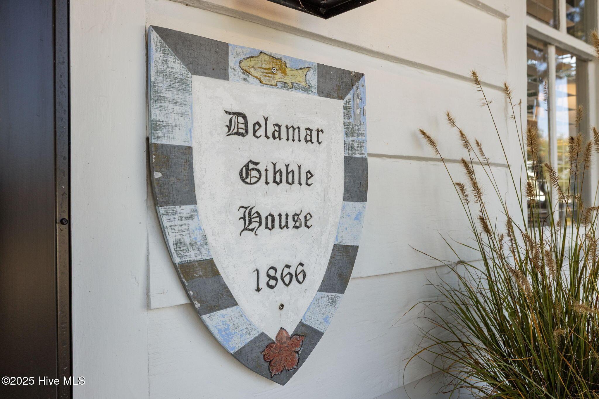 Image 4: Historic plaque