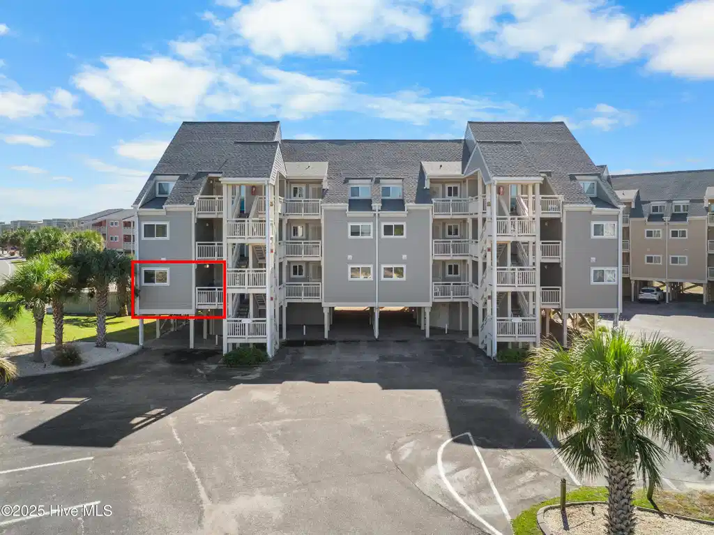 Image 1: 1000CaswellBeachRd801-2