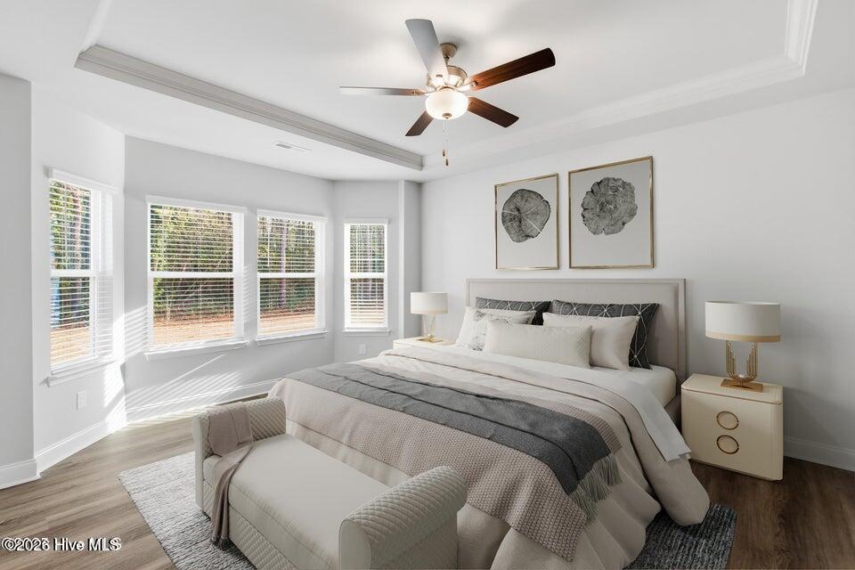 Image 4: Primary suite