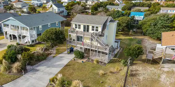 11008 Inlet Drive