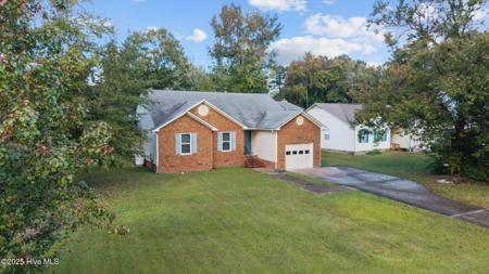 703 E Hightree Lane