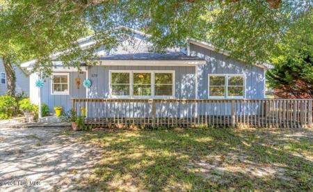 109 NE 30th Street