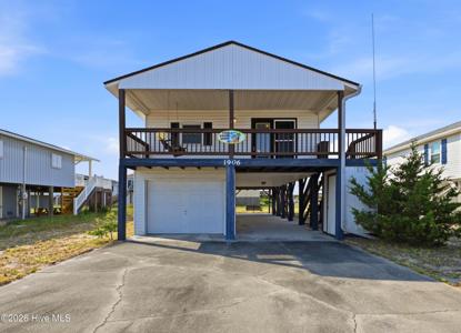 1906 N New River Drive