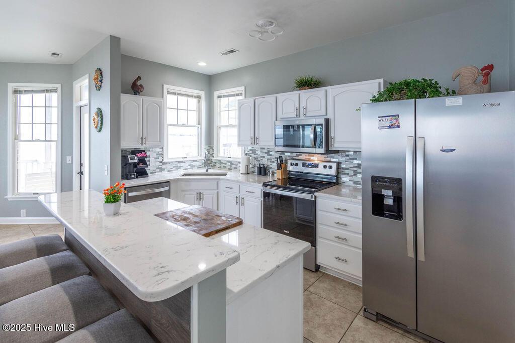 Image 4: 73BallastDr-33