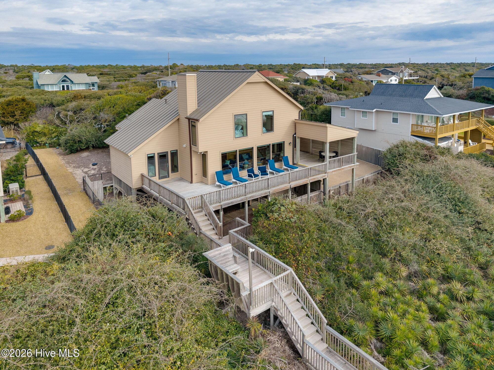 Image 2: Stunning ocean views from patio