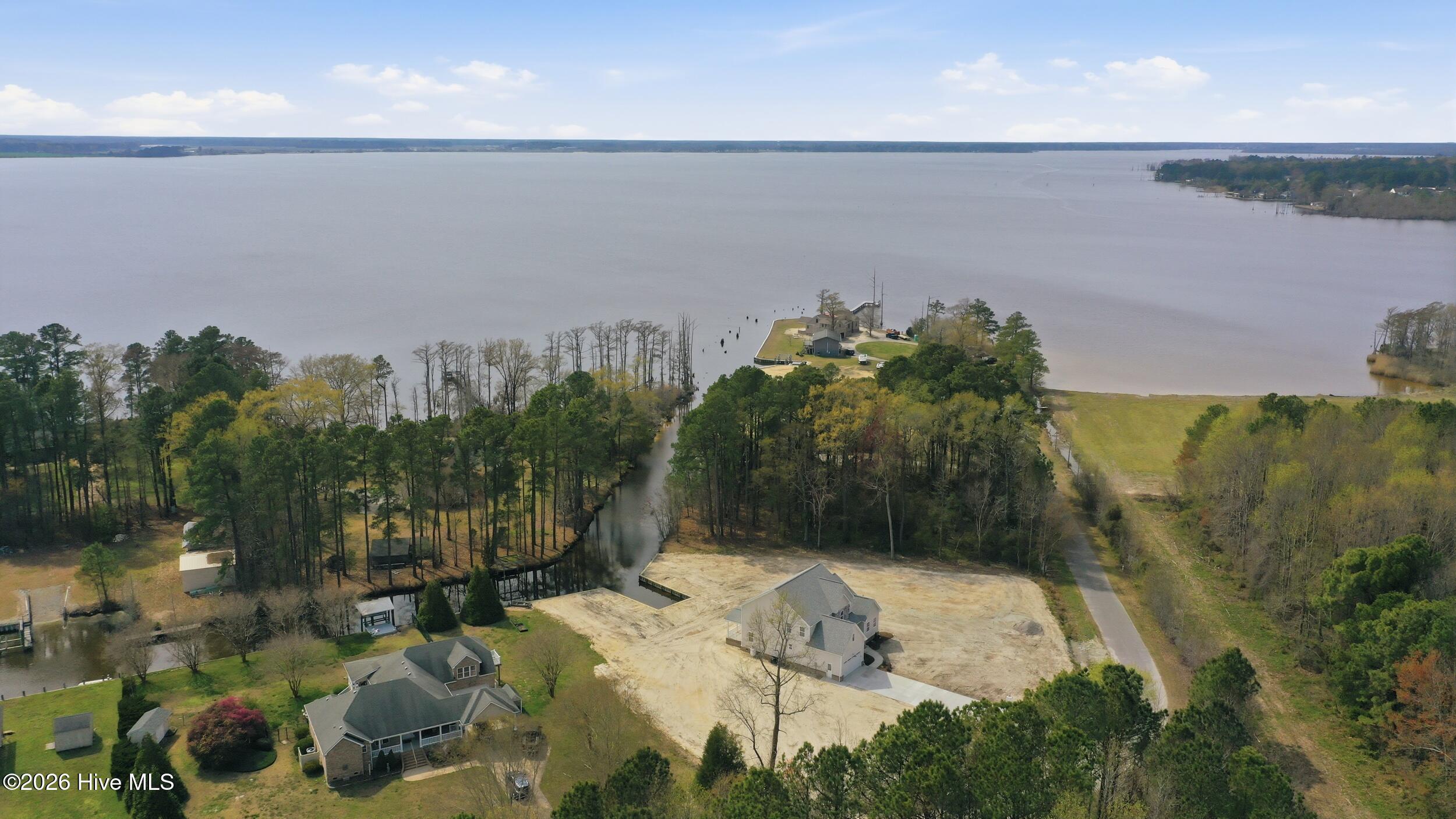 Image 1: 7_001_dji_0001