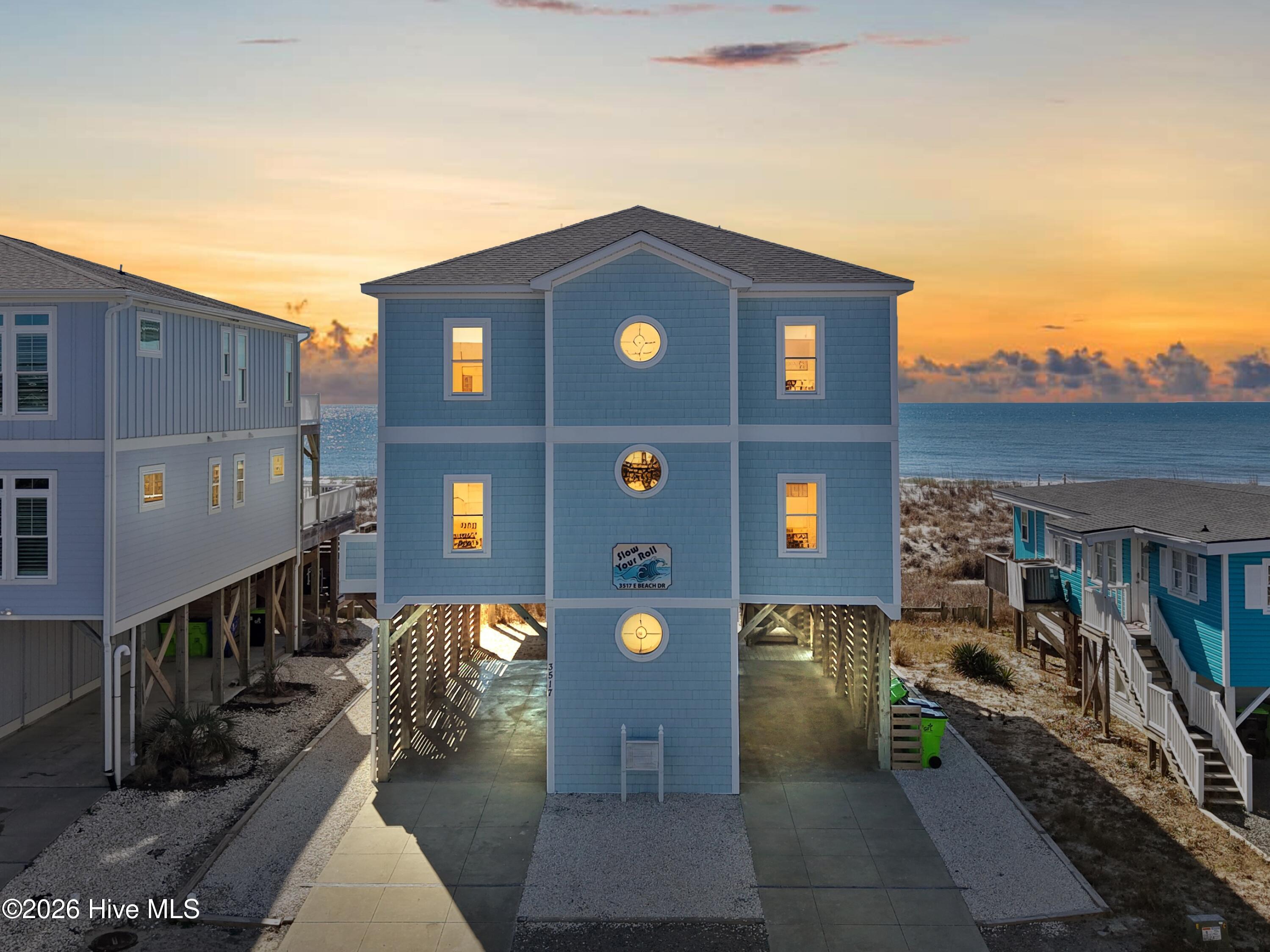 Image 1: 3517EBeachDr - 1