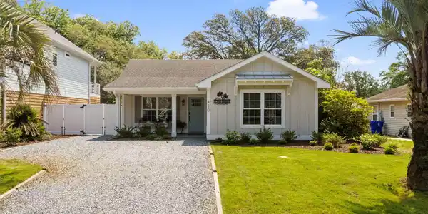 420 NE 79th Street