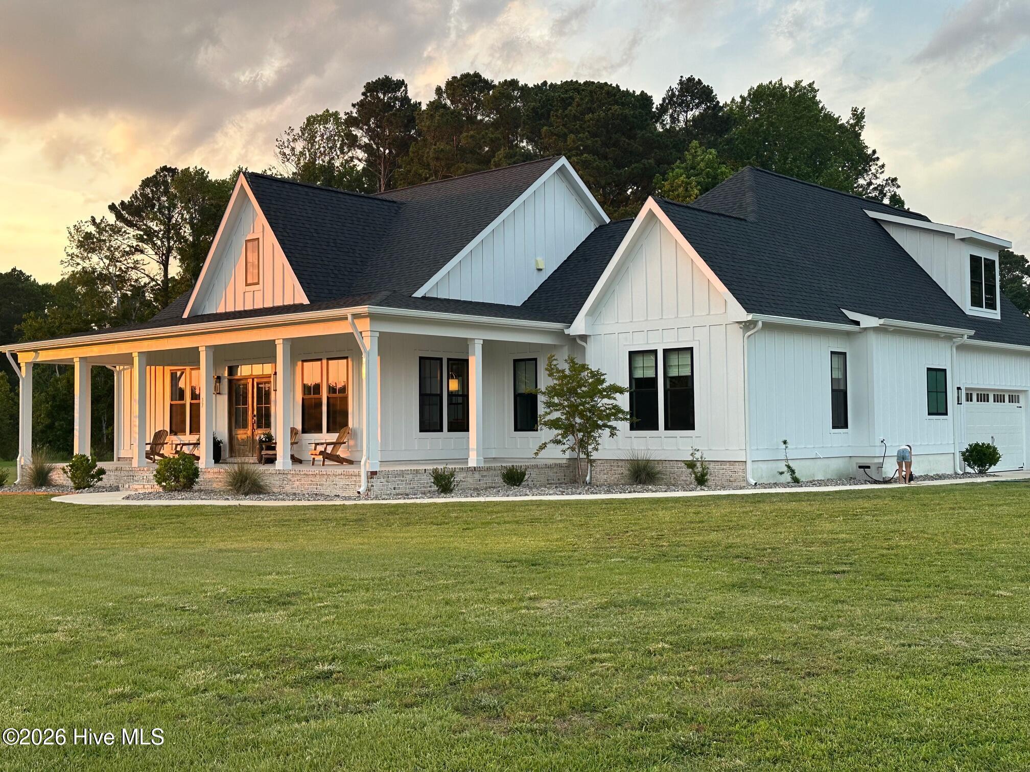 Image 4: Darlington - 155+156 (5)