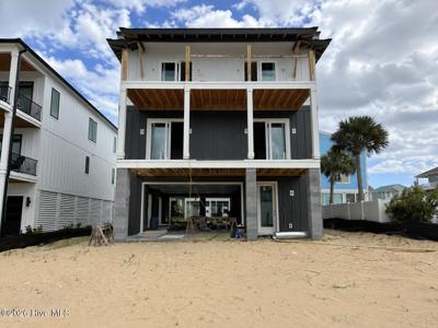 137 W Third Street