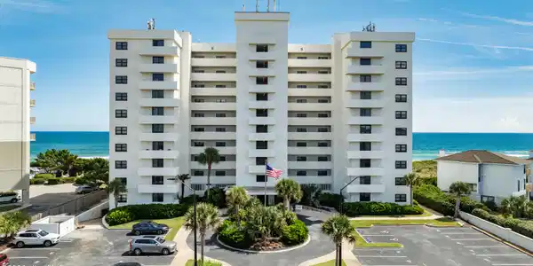 1704 N Lumina Avenue Unit 7-F