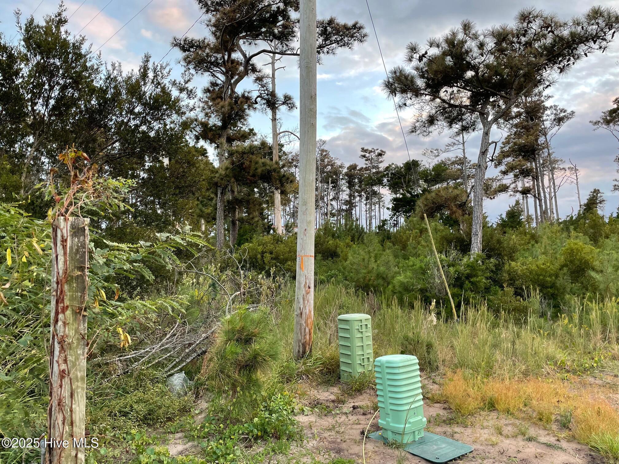 Image 3: approx. property line
