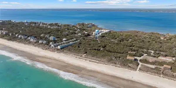 Image 3: Along the Crystal Coast
