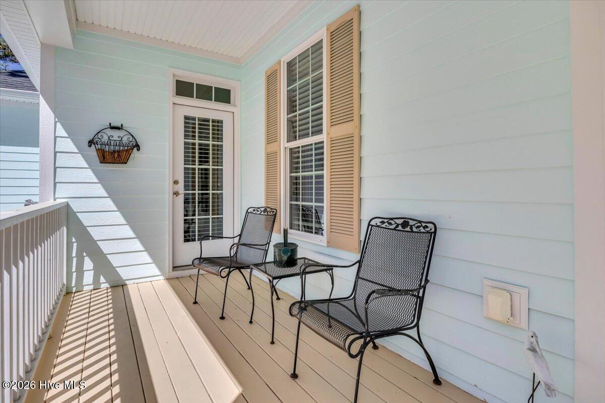 Image 4: 009-Final 711 Alyssum Ave -RJREM -7686