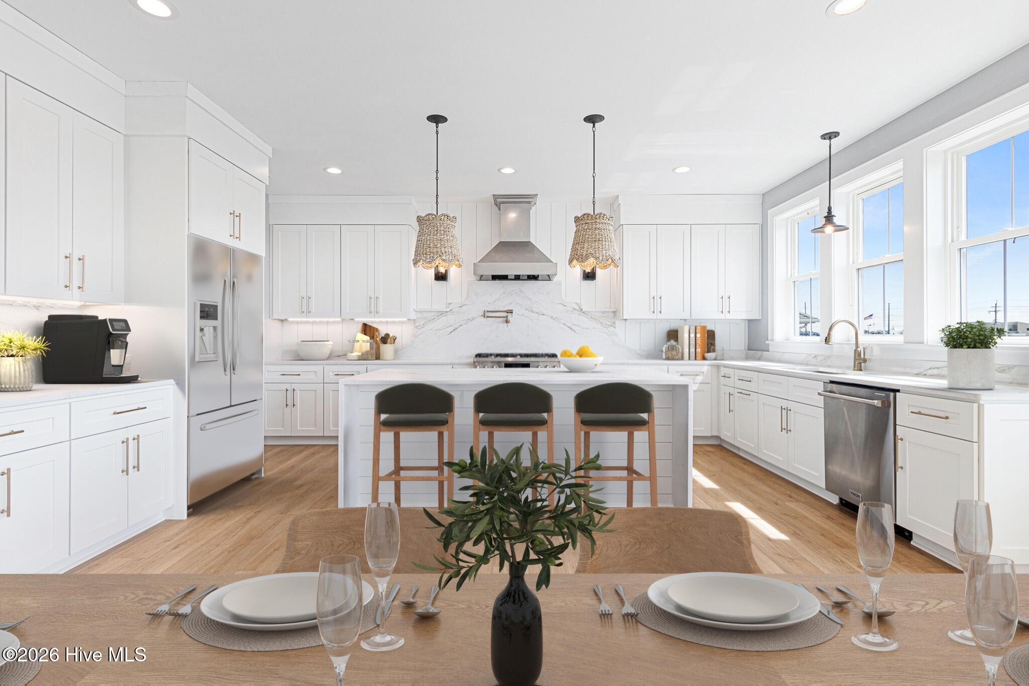 Image 3: Kitchen