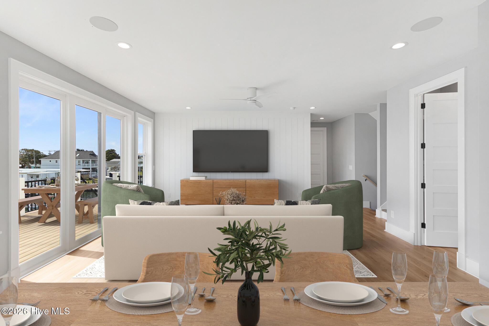 Image 4: Great Room w/ Outdoor Access