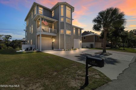 208 Oak Outlook Way N