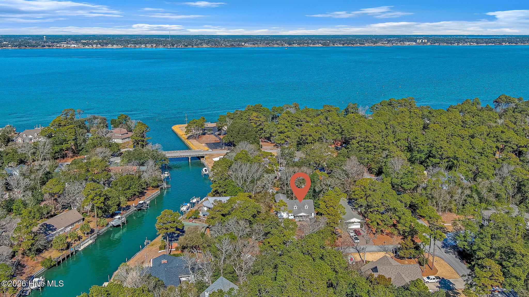 Image 1: Sound Aerial of 104 Elm Ct