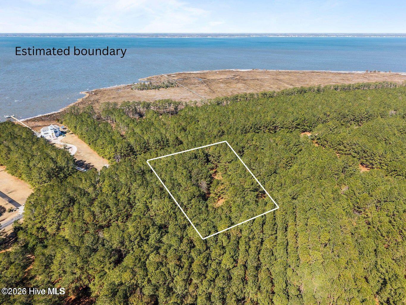 Image 1: Estimated boundary