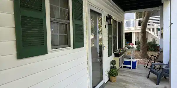 Image 4: Last door on the left..