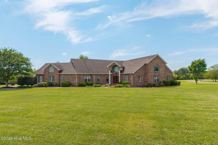 106 Phyllis Court