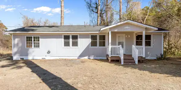 21 East Drive