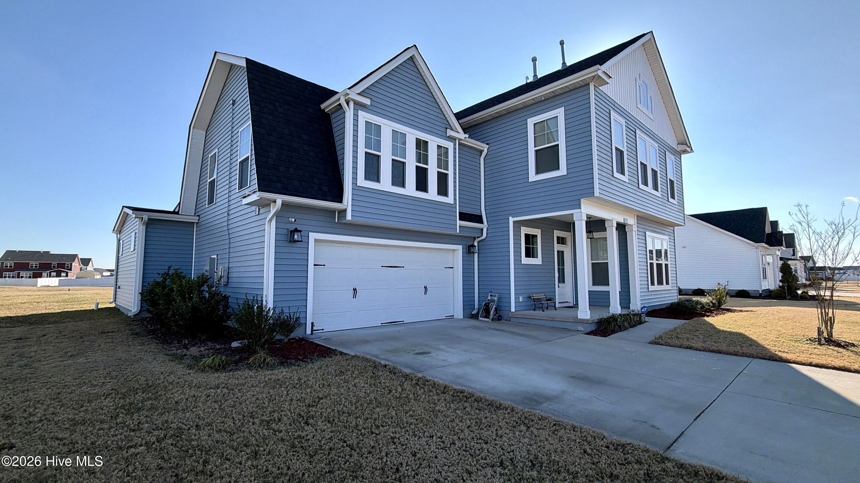 Image 3: Side View of front