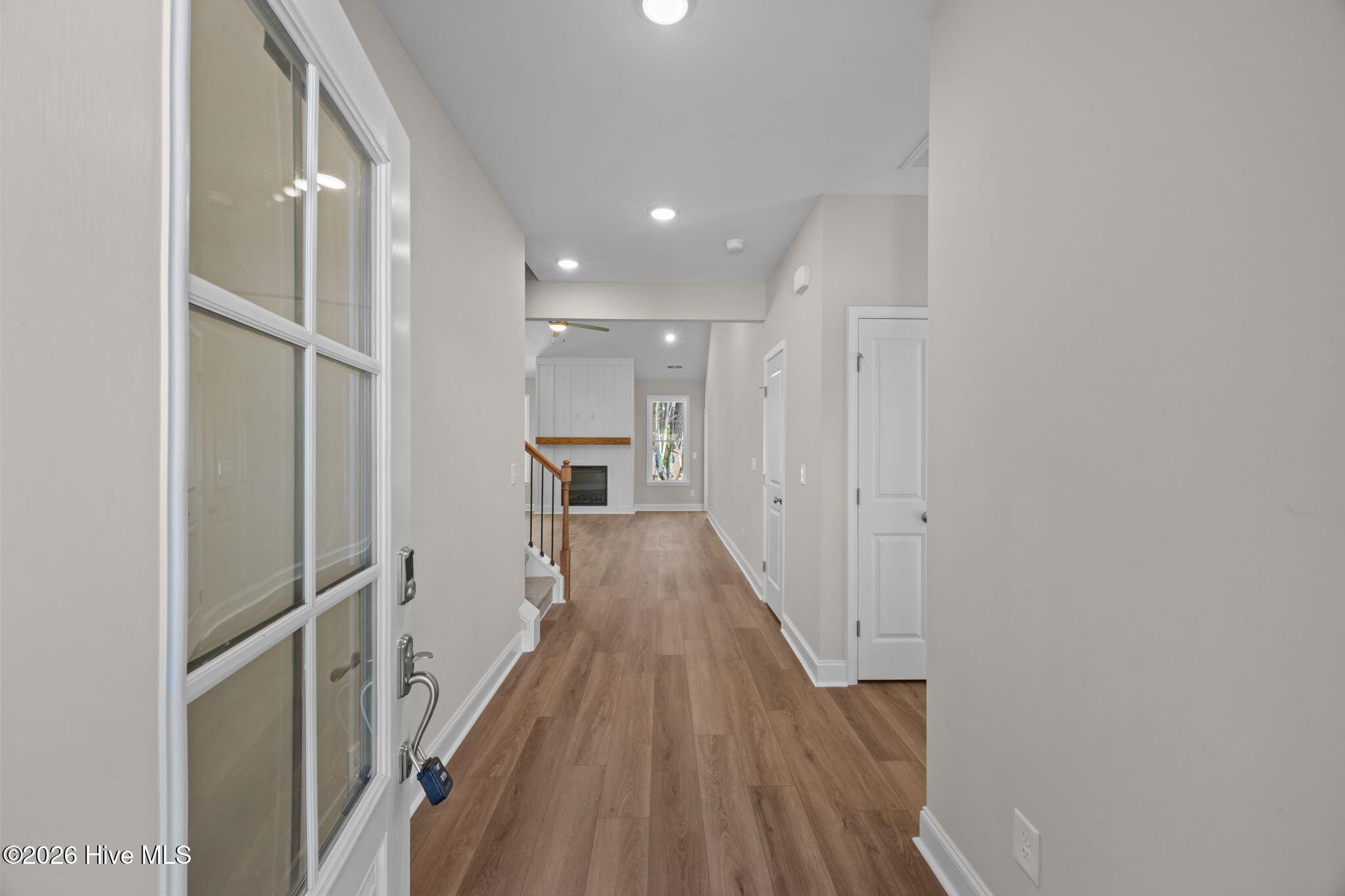 Image 4: 5-web-or-mls-0C0A9368