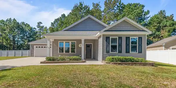 105 Pine Court
