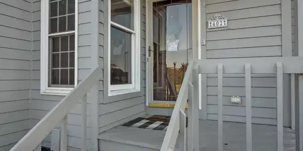 Image 4: Front Door 2