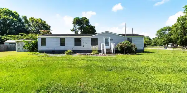 137 Robert Walker Road