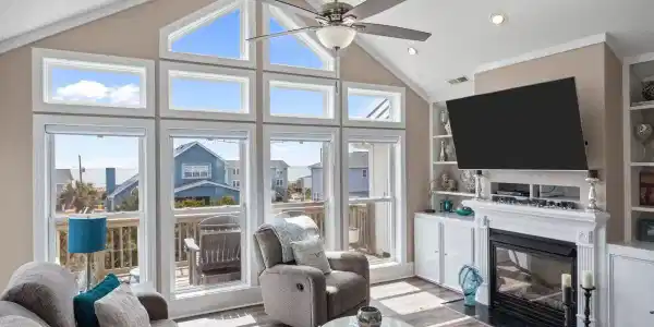 Image 4: Living Area w/ Ocean Views