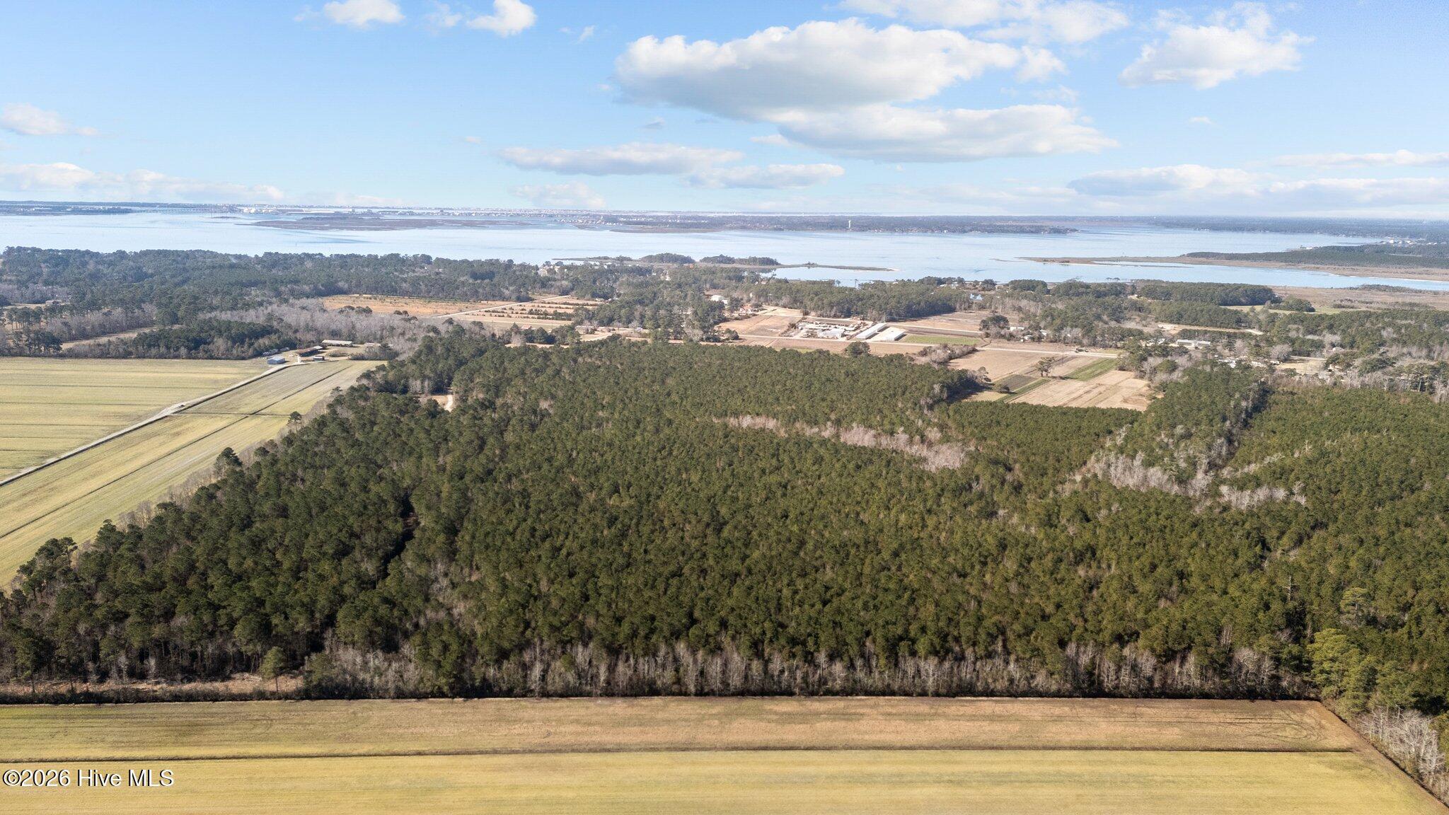 Image 1: 1674 & 1712 Hwy 101