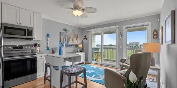 650 Cedar Point Boulevard Unit B14