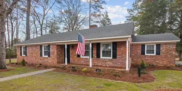 108 Ridgewood Circle