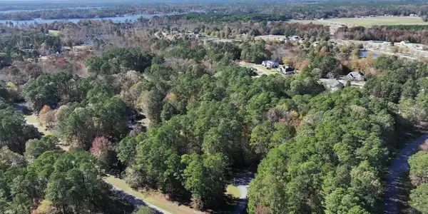 Image 3: DJI_20251112115451_0393_D