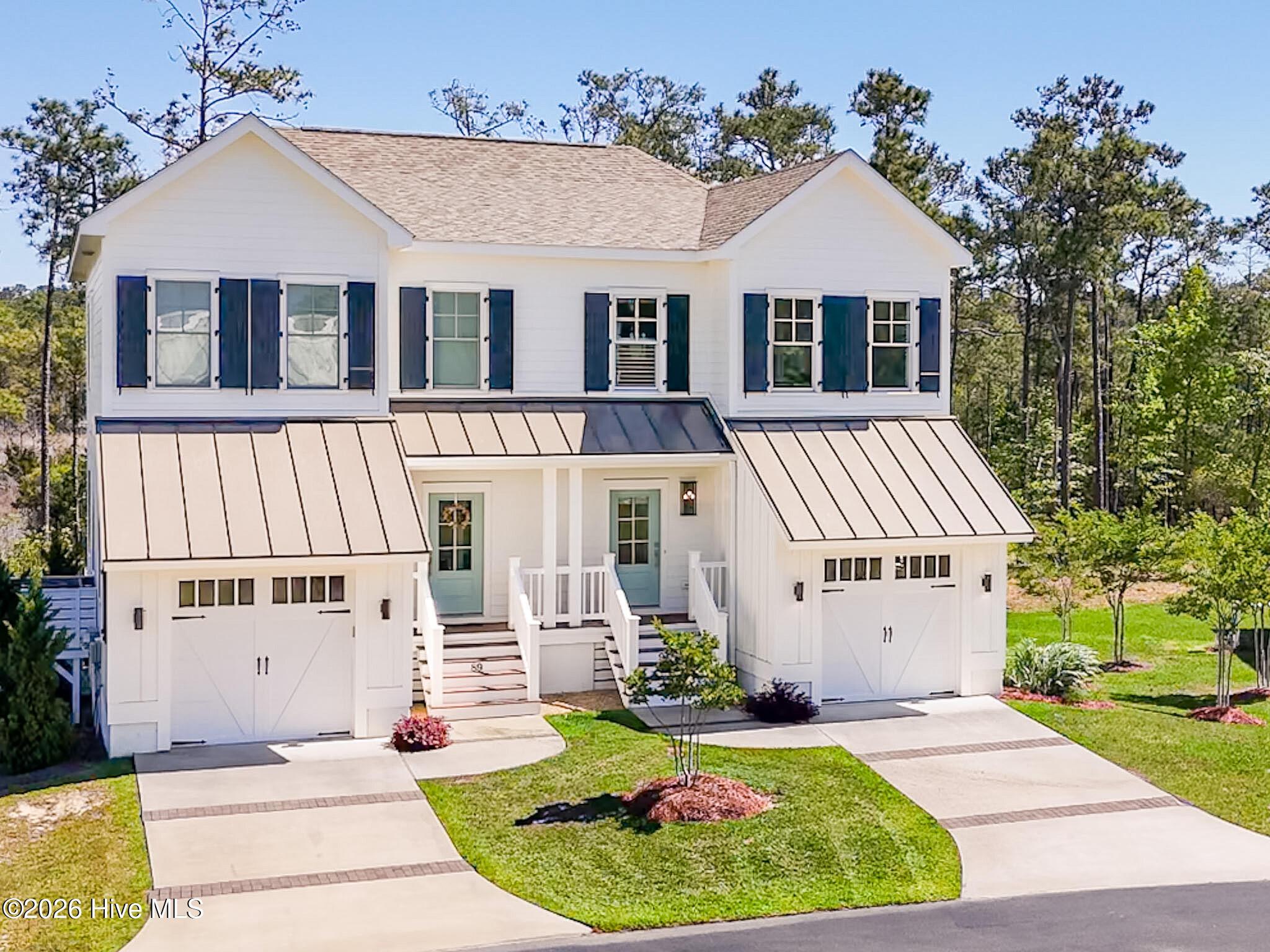 Image 2: 93 BCC (right)