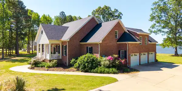 229 Grassy Point Drive