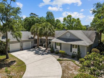 1653 Carriage Place SW