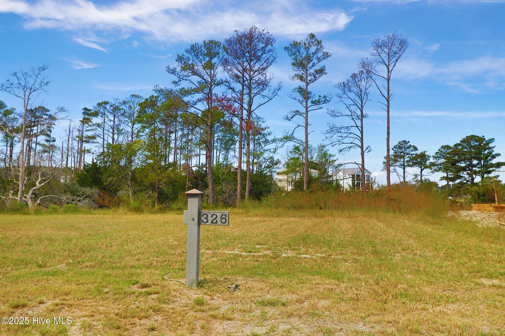 Image 3: 504 Swan Court