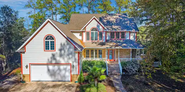 466 Bay Shores Road