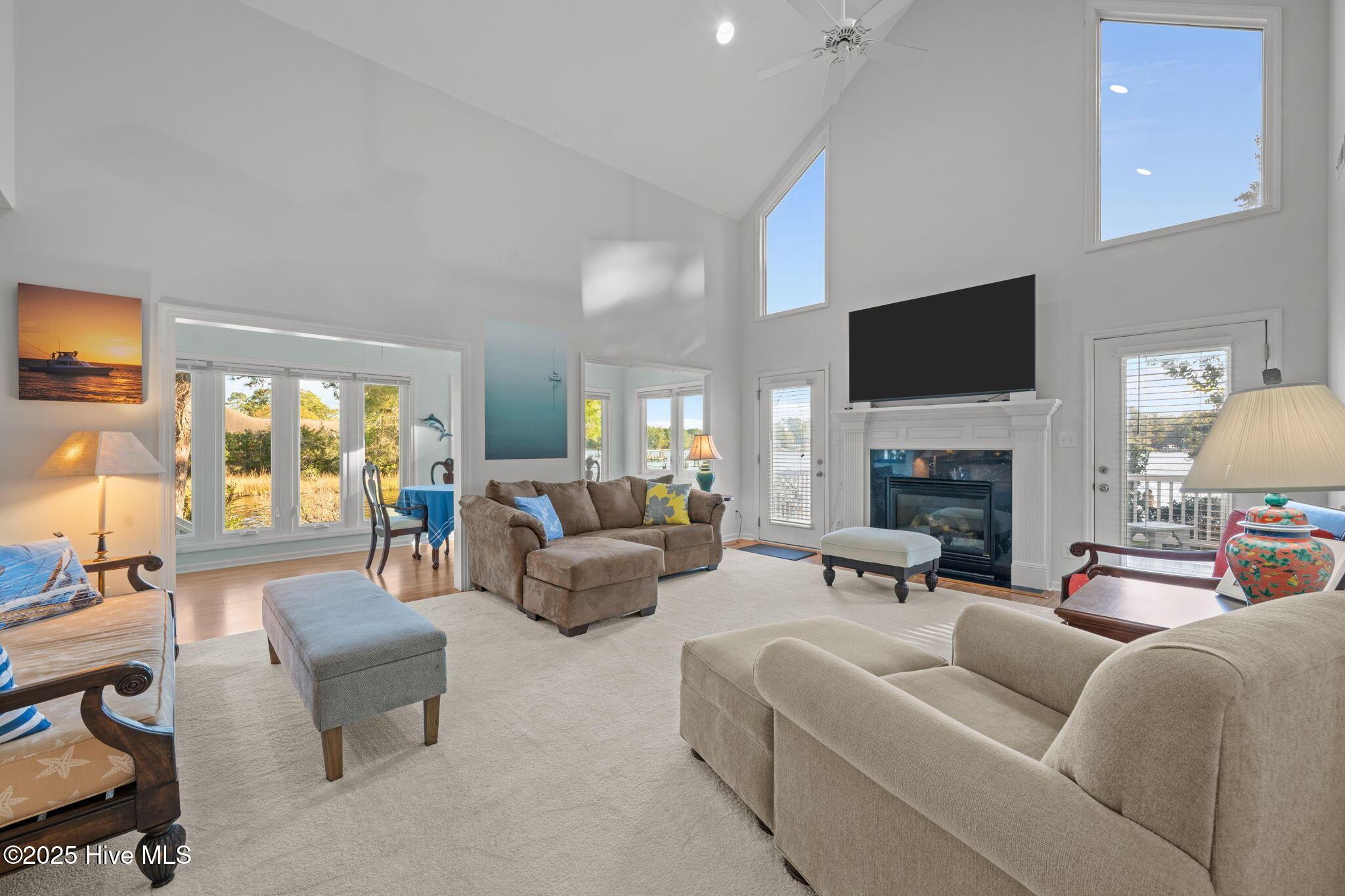 Image 2: 22-web-or-mls-DSC_5972