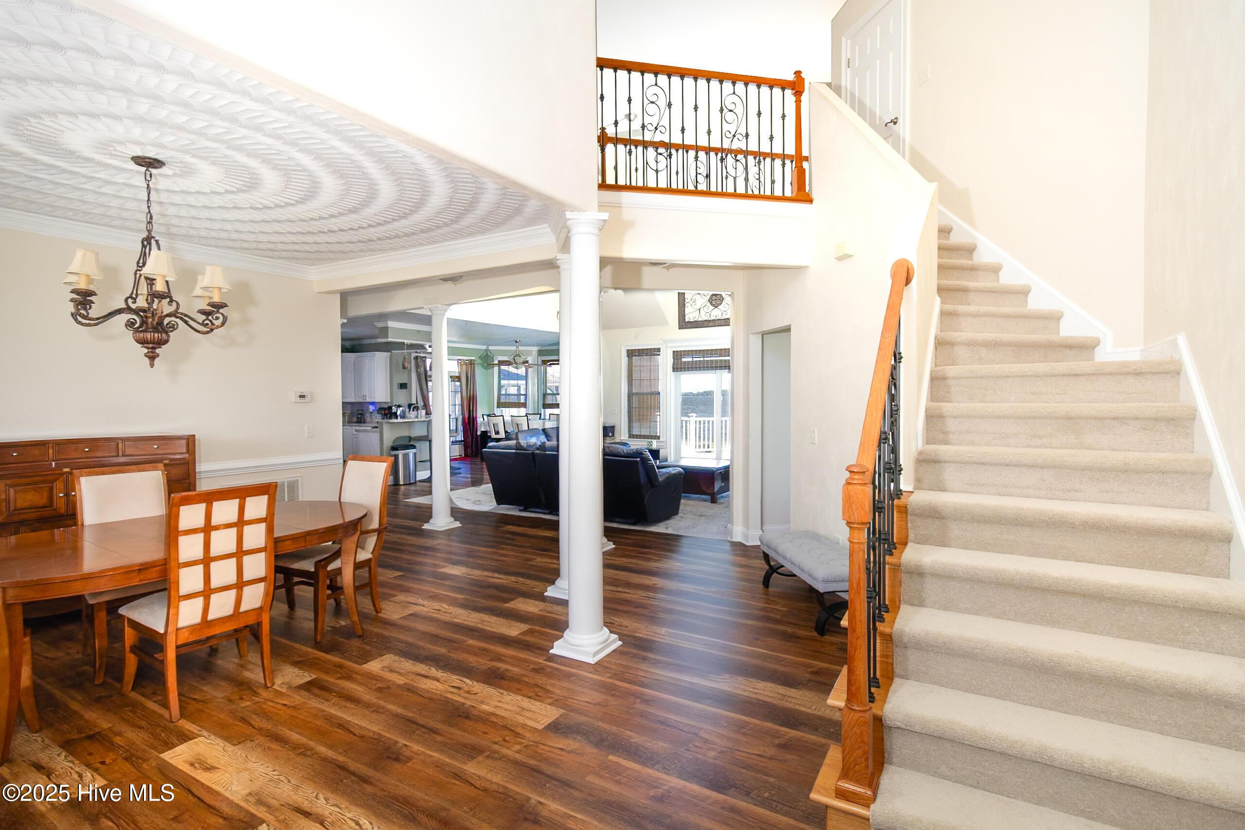 Image 4: 118 Durant-04