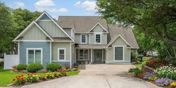 830 Hunt Club Drive