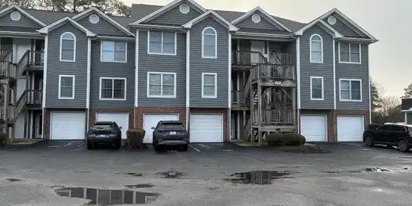 422 Albemarle Boulevard Unit 13c