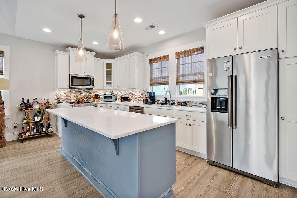 Image 3: 309RedLewisDrive-30